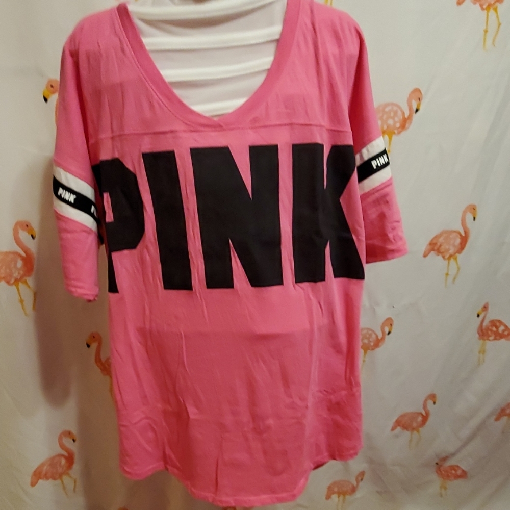 Pink tee
